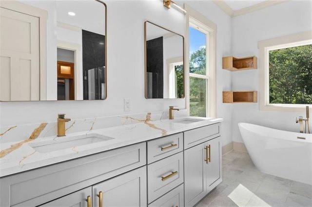 1960 LOST MOUNTAIN Road, Powder Springs, GA 30127