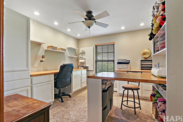 261 Hampton Road, Sugar Grove, IL 60554