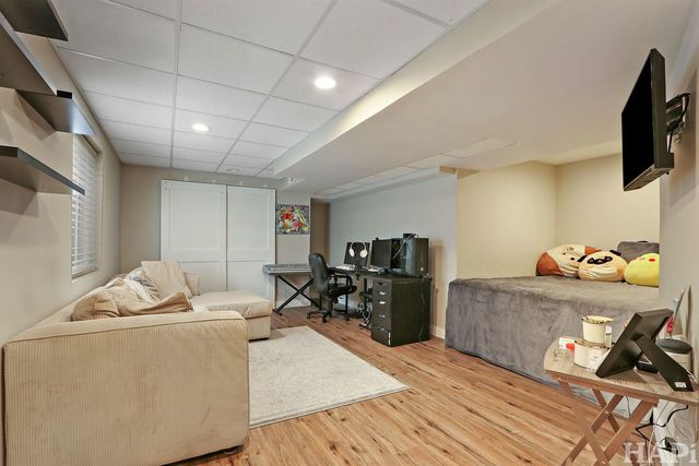 261 Hampton Road, Sugar Grove, IL 60554