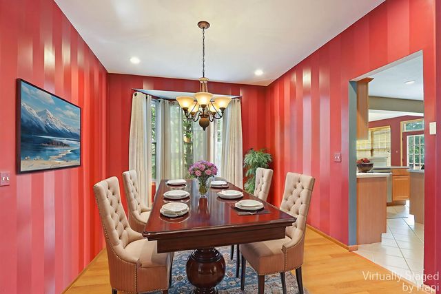 261 Hampton Road, Sugar Grove, IL 60554