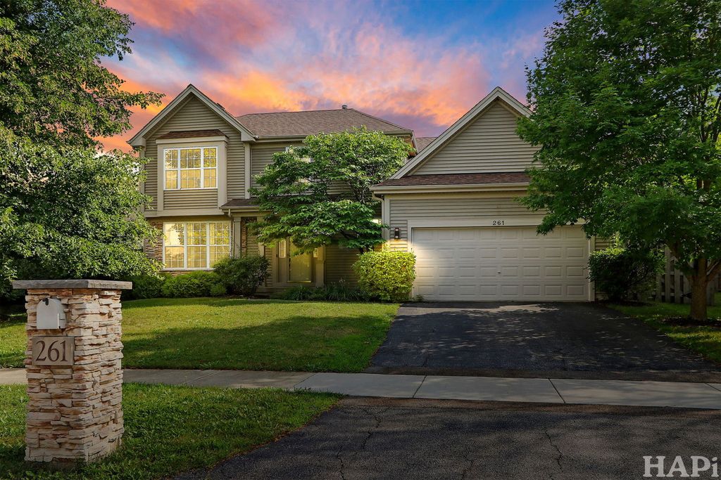 261 Hampton Road, Sugar Grove, IL 60554