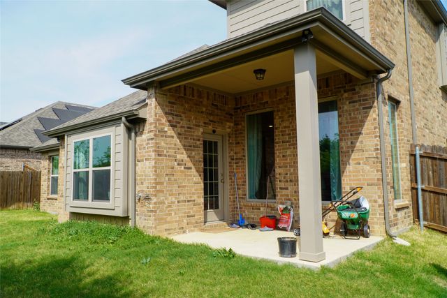 428 Molly Lane, Keene, TX 76059