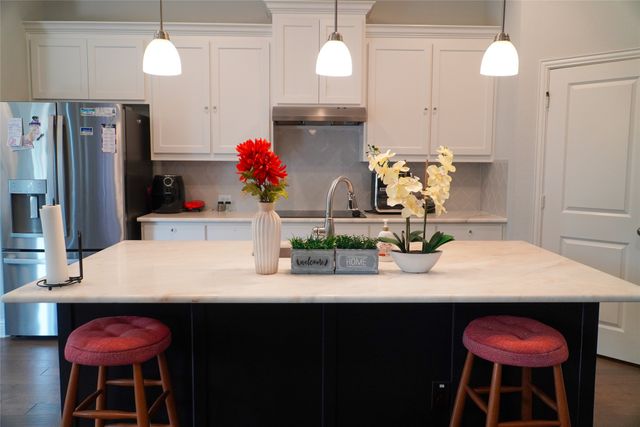 428 Molly Lane, Keene, TX 76059