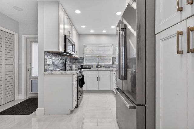 700 NE Harbour Terrace 1250, Boca Raton, FL 33431