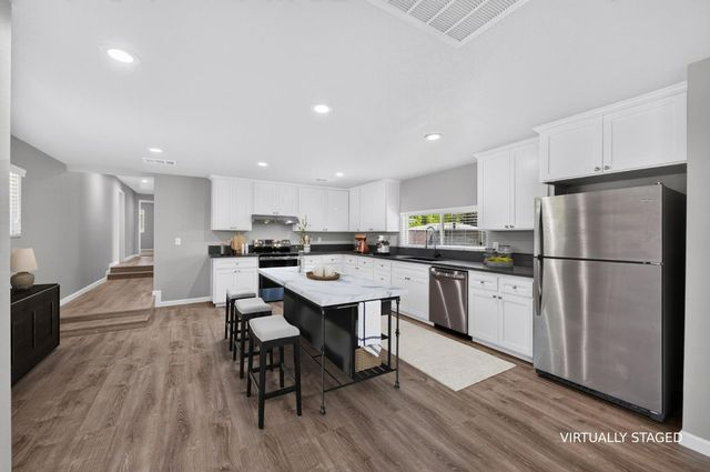 4832 N Fruit Avenue, Fresno, CA 93705