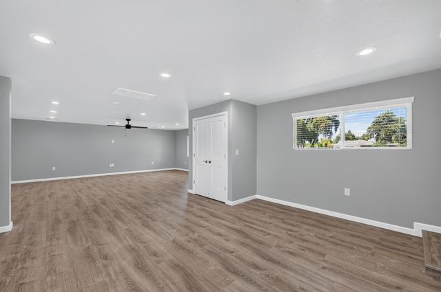 4832 N Fruit Avenue, Fresno, CA 93705