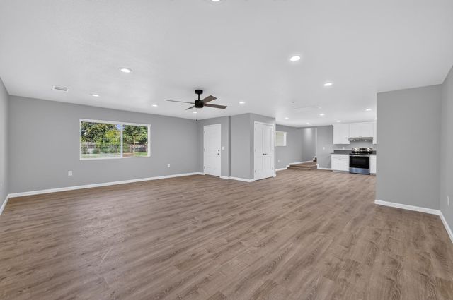 4832 N Fruit Avenue, Fresno, CA 93705