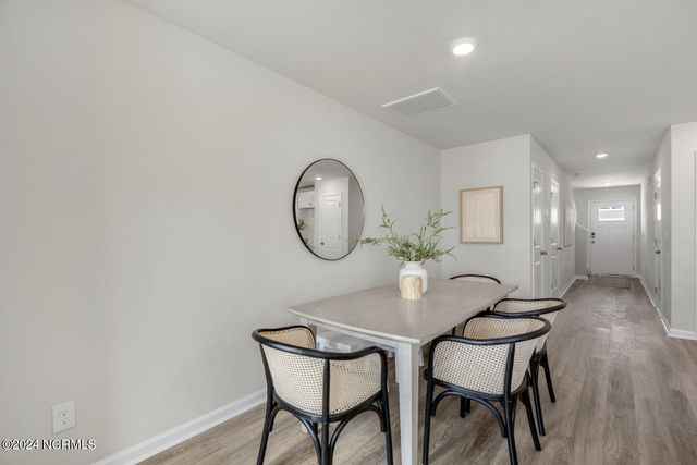 4344 Majesty Drive Unit 360, Castle Hayne, NC 28429