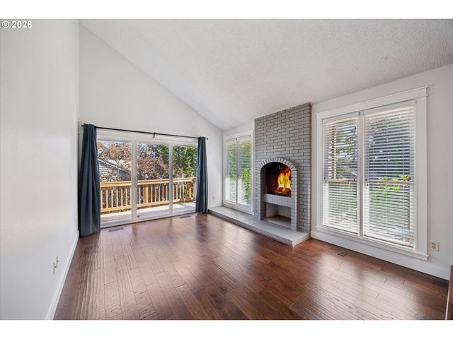 6165 Sw HEIGHTS Ln, Beaverton, OR 97007
