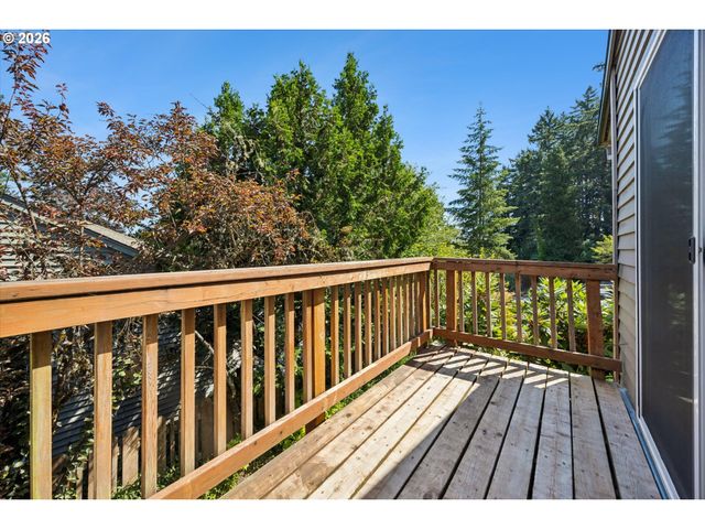 6165 Sw HEIGHTS Ln, Beaverton, OR 97007