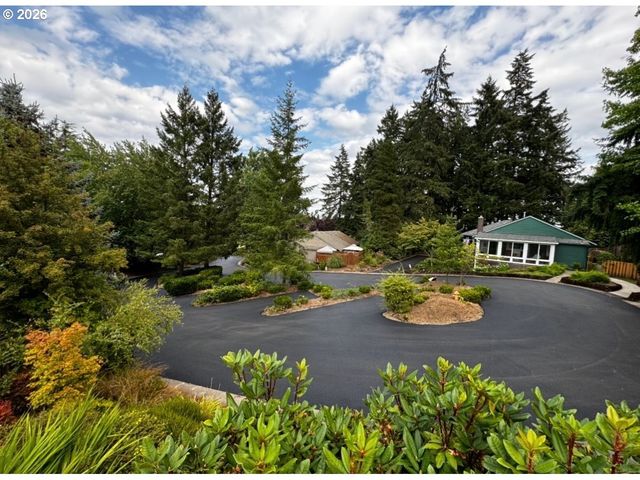 6165 Sw HEIGHTS Ln, Beaverton, OR 97007