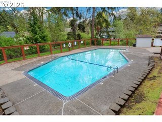 6165 Sw HEIGHTS Ln, Beaverton, OR 97007