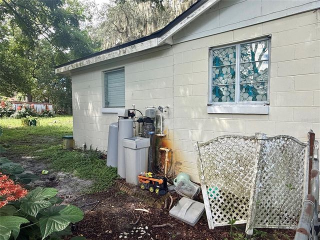 255 VALENCIA ROAD, Debary, FL 32713