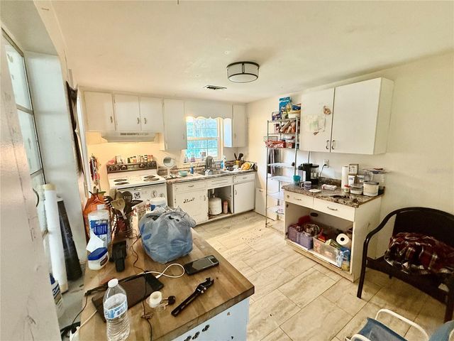 255 VALENCIA ROAD, Debary, FL 32713