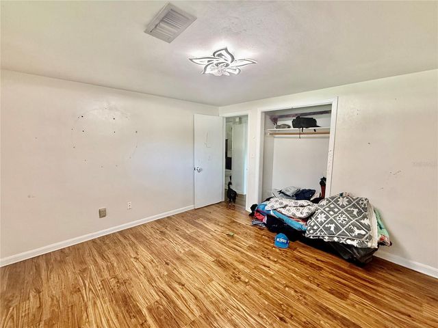255 VALENCIA ROAD, Debary, FL 32713