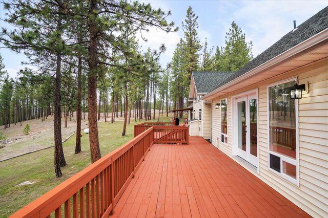 980 D Westover Rd, Colville, WA 99114