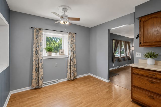 383 Lloyd Street, Cary, IL 60013