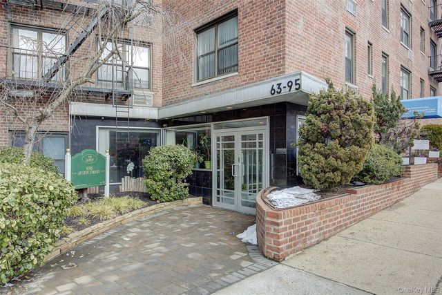 6395 Austin Street 5C, Rego Park, NY 11374