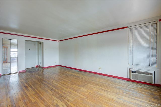 6395 Austin Street 5C, Rego Park, NY 11374