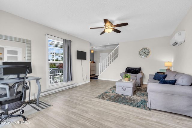 1752 Mill Creek Road, Manahawkin, NJ 08050
