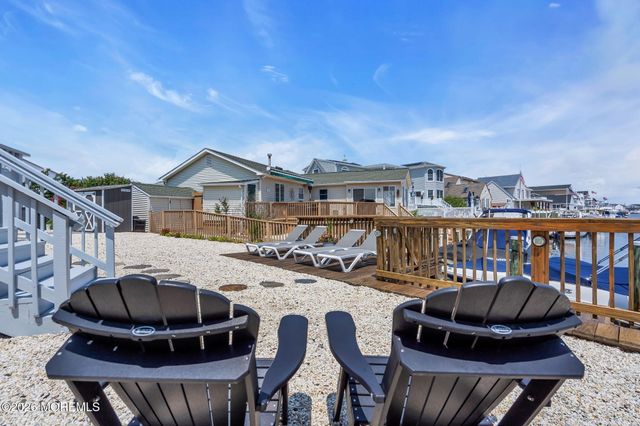 1752 Mill Creek Road, Manahawkin, NJ 08050