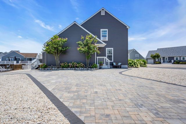 1752 Mill Creek Road, Manahawkin, NJ 08050