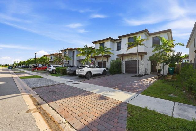25418 SW 108th Ct, Homestead, FL 33032