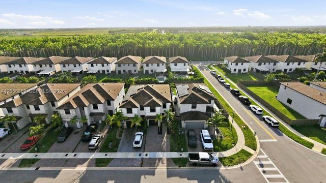 25418 SW 108th Ct, Homestead, FL 33032