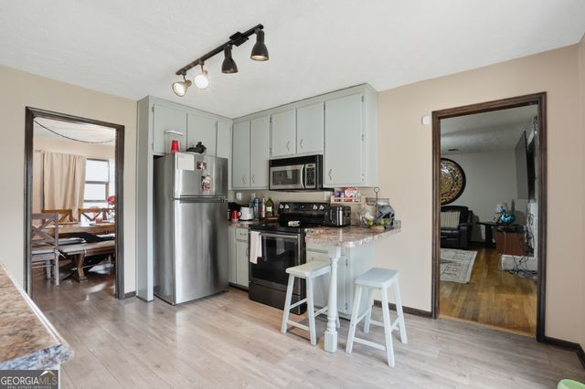 2757 Camp Mitchell Road, Loganville, GA 30052