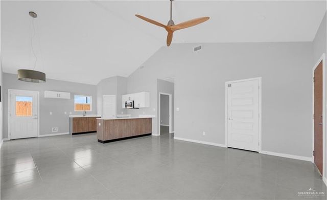 408 Sparrow Road 4, Weslaco, TX 78596