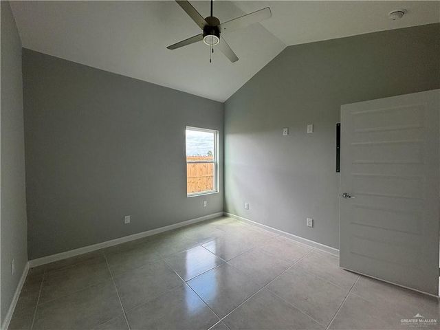 408 Sparrow Road 4, Weslaco, TX 78596