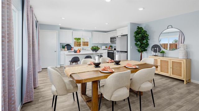 201 Brighton Ranch Way, Patterson, CA 95363