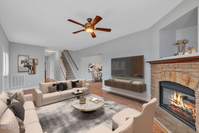 817 Tulls Creek Road, Moyock, NC 27958