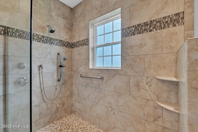 817 Tulls Creek Road, Moyock, NC 27958
