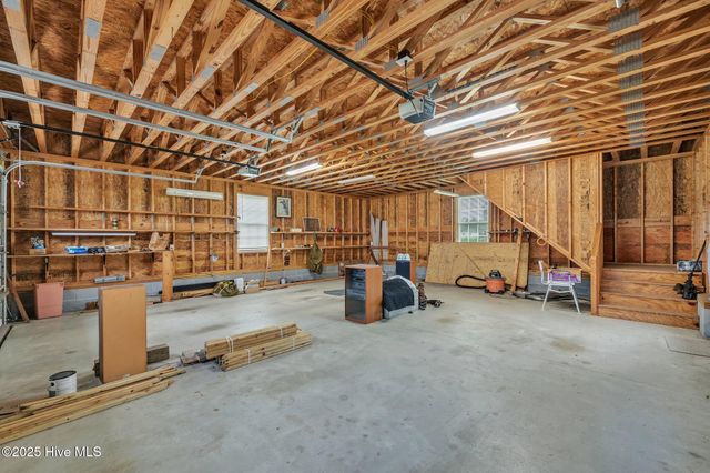 817 Tulls Creek Road, Moyock, NC 27958