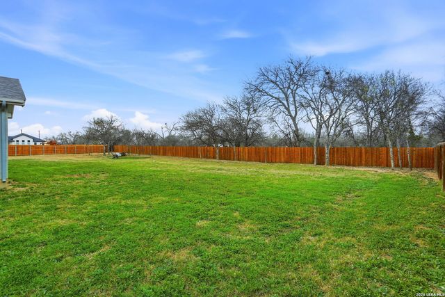 109 W Short Meadow, Lytle, TX 78052