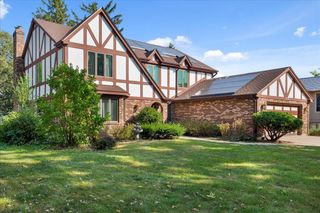 150 Shady Lane, Bartlett, IL 60103