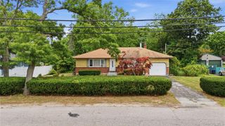 385 Manhattan Boulevard, Islip Terrace, NY 11752