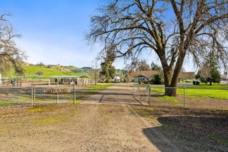 39500 Millwood Drive #c, Woodlake, CA 93286