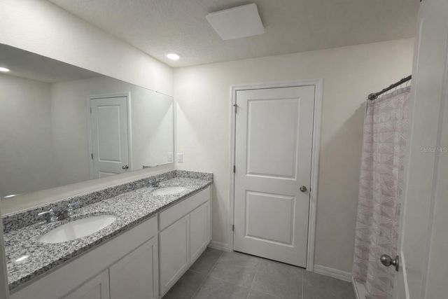 400 PRESTON COVE DRIVE, St Cloud, FL 34771