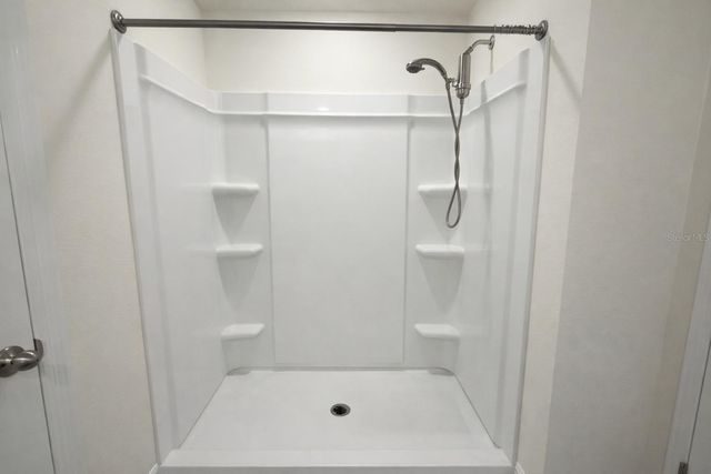 400 PRESTON COVE DRIVE, St Cloud, FL 34771