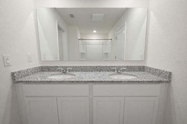 400 PRESTON COVE DRIVE, St Cloud, FL 34771