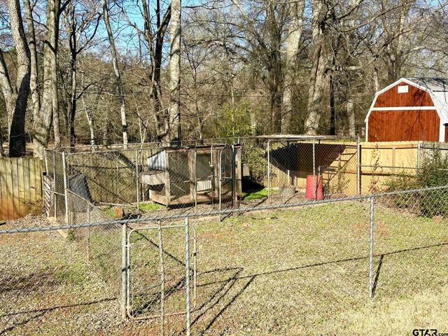 708 Quail Ln, Whitehouse, TX 75791