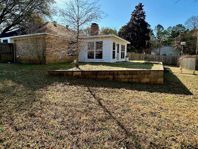 708 Quail Ln, Whitehouse, TX 75791