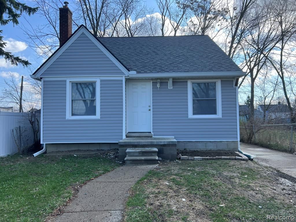 8680 Stahelin Avenue, Detroit, MI 48228