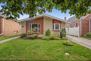 13041 S Muskegon Avenue, Chicago, IL 60633