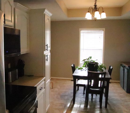 1001 W Broad Street, Republic, MO 65738