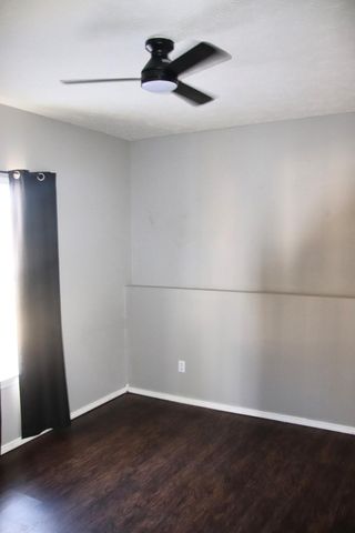 1001 W Broad Street, Republic, MO 65738