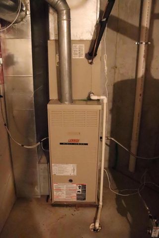 1001 W Broad Street, Republic, MO 65738