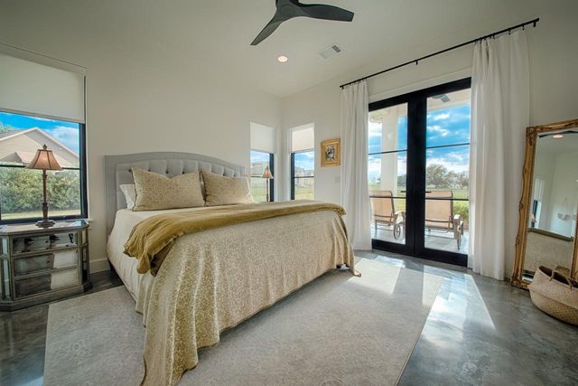 103 River Bend DR, Kingsland, TX 78639